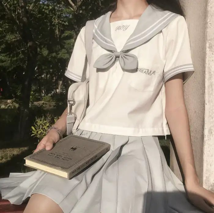 色情男女 封面